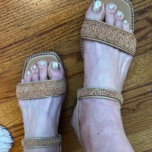 Stuart Weitzman Vintage Creamy Tan Sandals.
